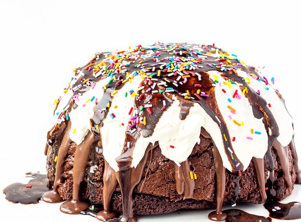 Ice-Cream-Brownie-Mountain-www.thereciperebel.com-7-of-16