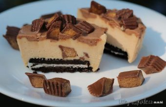 Reese-Peanut-Butter-Cup-No-Bake-Cheesecake-Recipe-Solo