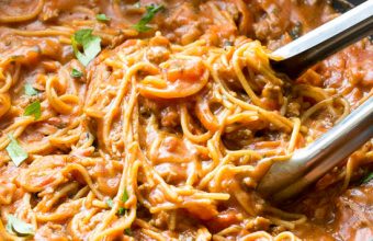 Healthy-One-Pot-Spaghetti-and-Meat-Sauce-www.thereciperebel.com-4