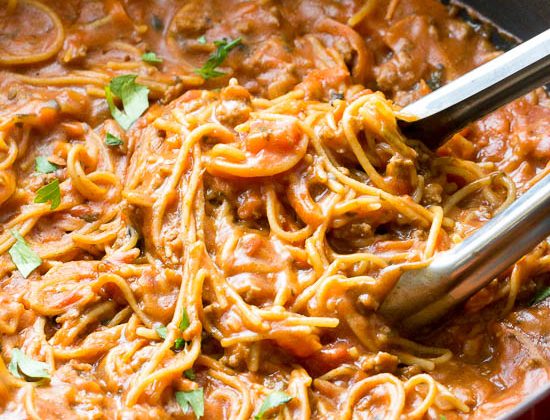 Healthy-One-Pot-Spaghetti-and-Meat-Sauce-www.thereciperebel.com-4
