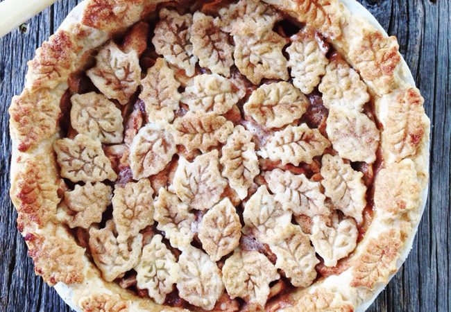 The-Easiest-Apple-Pie-A-Pretty-Life