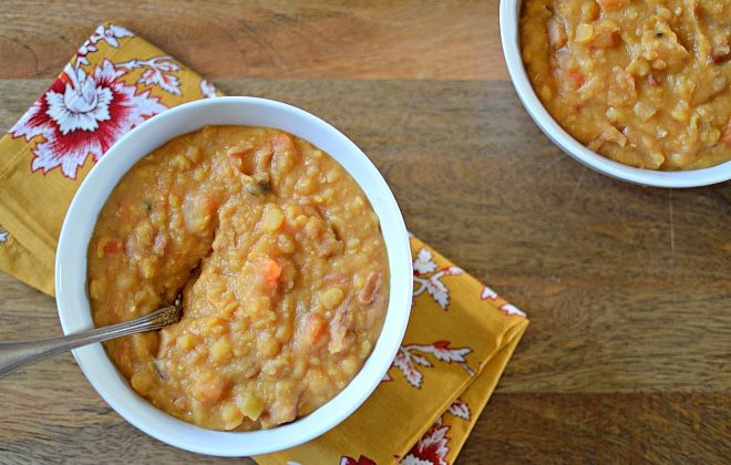 Slow Cooker Split Pea Soup with Ham - SavvyMom