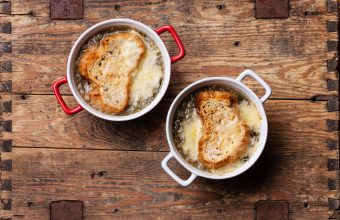 recipegeek-recipes_menus-how_to_make_french_onion_soup