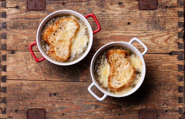 recipegeek-recipes_menus-how_to_make_french_onion_soup
