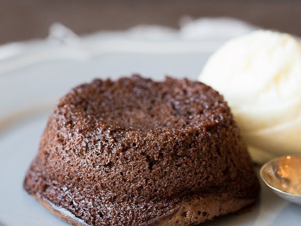 Flourless-Chocolate-Lava-Cakes-www.thereciperebel.com-1-of-6