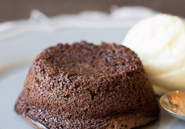 Flourless-Chocolate-Lava-Cakes-www.thereciperebel.com-1-of-6
