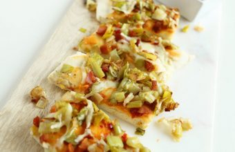 Sabra-hummus-flatbread-recipe-700x467