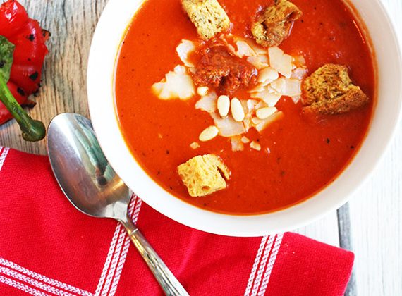 Healthy-Roasted-Red-Pepper-Tomato-Soup_1