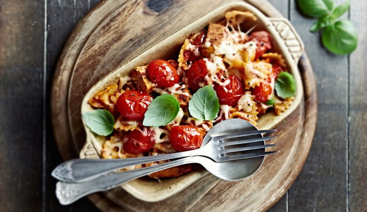 recipe_farfalle_chicken_amp_tomato_pasta_bake