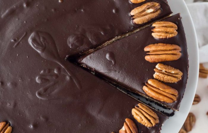 Almost-No-Bake-Turtle-Cheesecake-www.thereciperebel.com-5-of-10