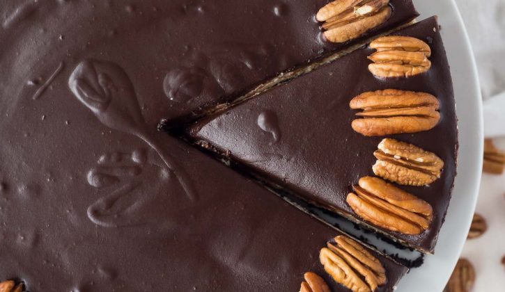 Almost-No-Bake-Turtle-Cheesecake-www.thereciperebel.com-5-of-10