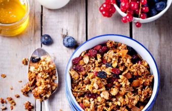 Gourmet-Fruit-and-Nut-Granola