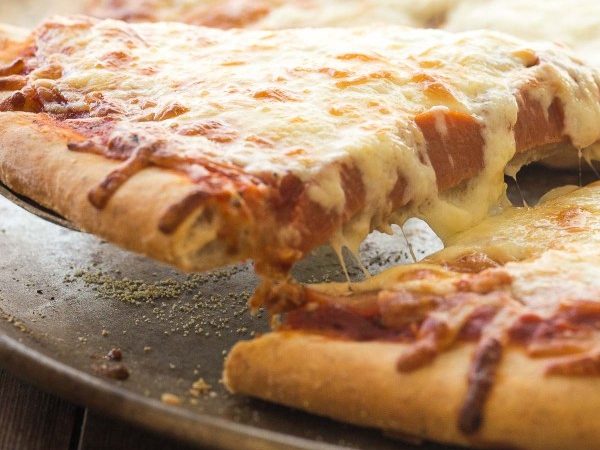how-to-make-frozen-pizzas-www.thereciperebel.com-1-of-1-600x900