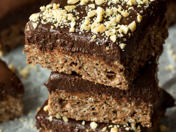Chocolate-Truffle-Krispie-Treats-www.thereciperebel.com-3-of-5