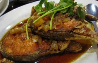 PanFriedSalmonWithSweetandSourSauce