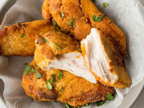 The-Best-Oven-Fried-Chicken-www.thereciperebel.com-8-of-9-600x900