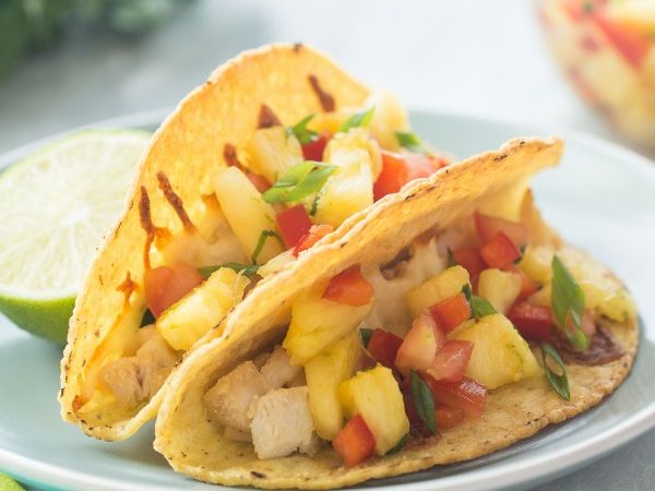 baked-hawaiian-chicken-tacos-with-pineapple-salsa-www.thereciperebel.com-2-of-3-600x600