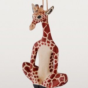 yogi-giraffe-ornament-300x300