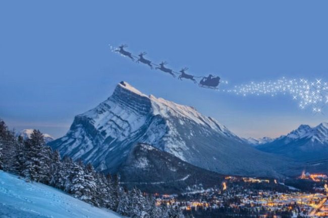 Santa-flying-over-moutains