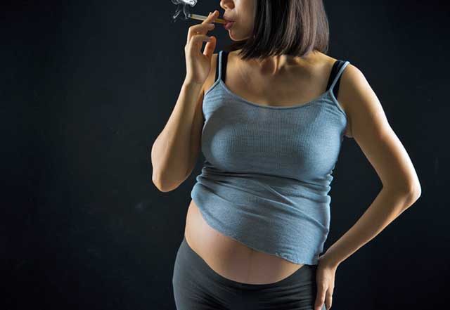 only_thirteen_percent_of_women_quit_smoking_during_pregnancy_0