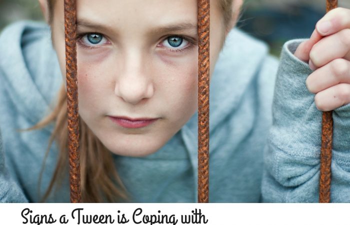 Signs-a-Tween-is-Coping-with-Unhealthy-Friendship