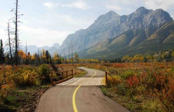 Mount-Kidd-Autumn