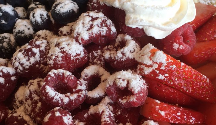 Pancake-with-Fruit