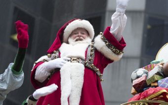 santa_on_parade_image_of_topic