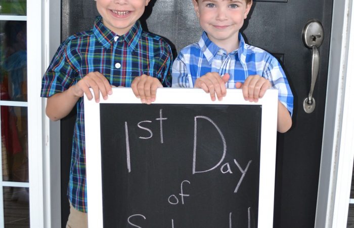 firstdayofschoolpicwithsign