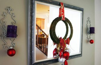 wreath-on-mirror-700x537