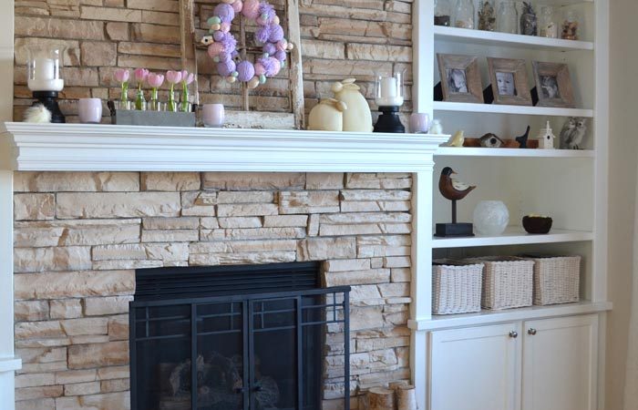 EasterMantel