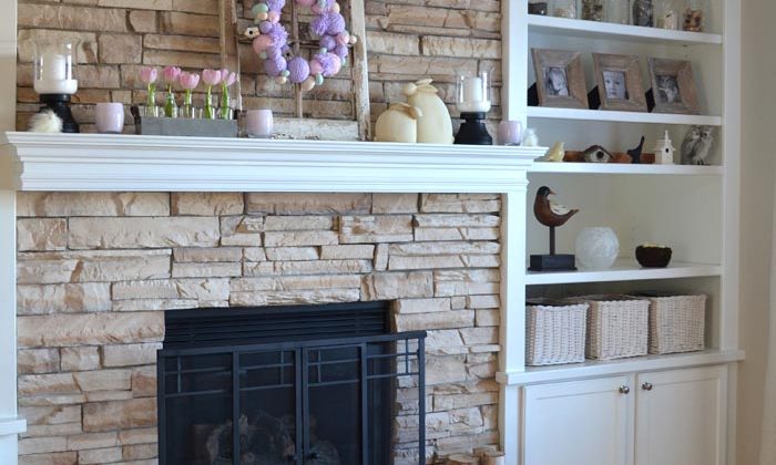 EasterMantel