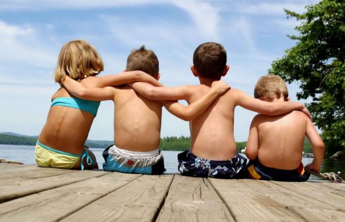 Funny-Friendship-Images-Background-HD-Wallpaper-1080x607