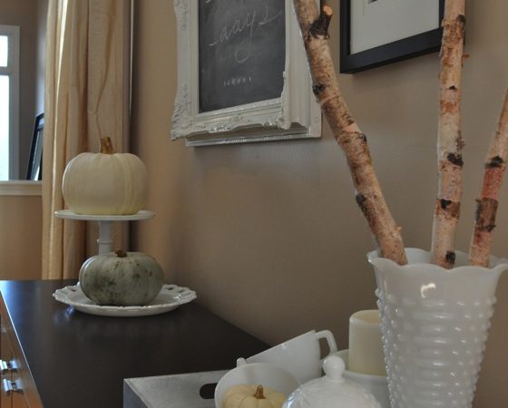 fall-milk-glass-display-1