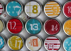DIYAdventCalendar-tins-Makoodle-305x393