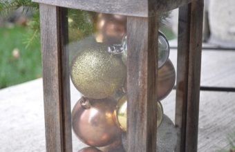 mixed-metal-Christmas-decor-5