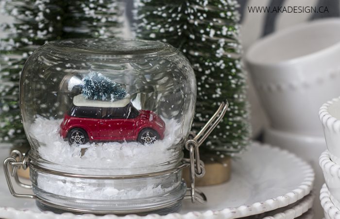 Mini-Cooper-Christmas-Tree-Snow-Globe