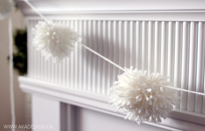 hang-pom-pom-garland