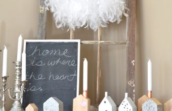 valentines-day-mantel-1.1