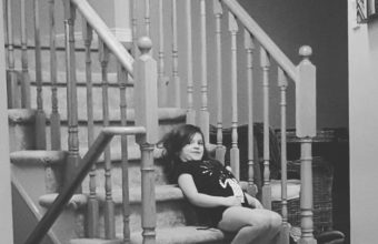 freya-on-stairs-624x735