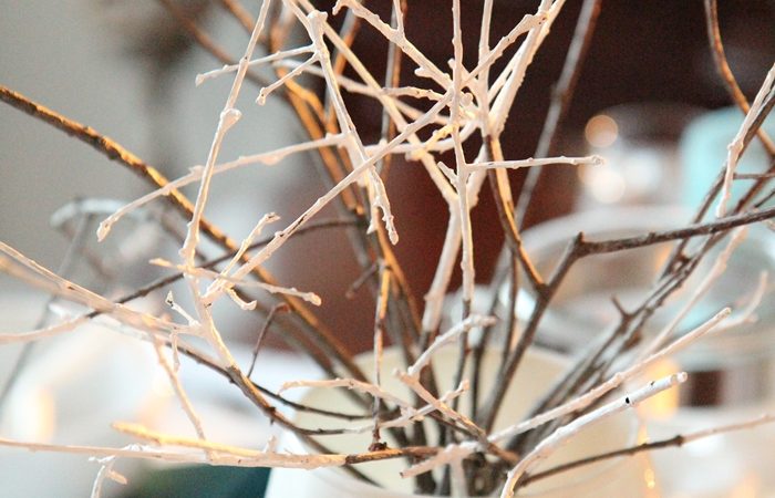 diy-branch-centerpiece-decorating-idea