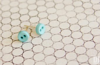 DIY-Button-Earrings