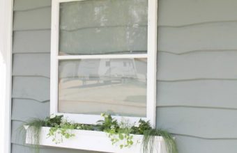 12-Vintage-Window-Flower-Box-467x700