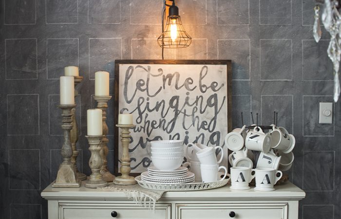 easy-chalkboard-stenciled-wall