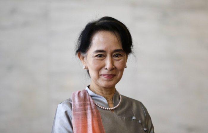 myanmar-pro-democracy-leader-aung-san-suu-kyi-780x523