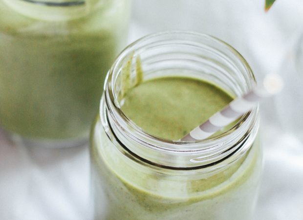green-matcha-smoothie