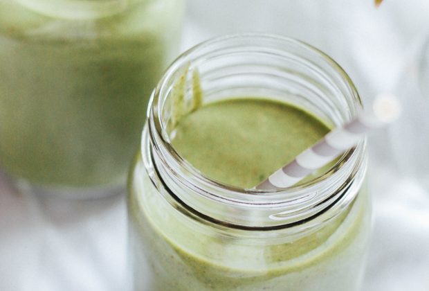 green-matcha-smoothie