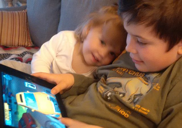 are_my_kids_tech_addicts