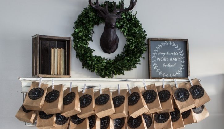 AKA-DESIGN-Advent-Calendar-Final-Product-Context-full-with-xmas-2-730x487