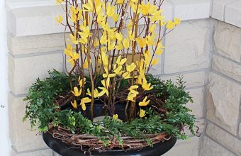 spring-urn-decor-porch